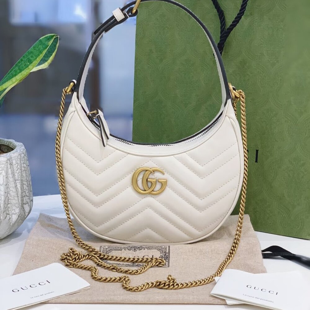 Gucci bags are new, trendy and versatile, interpreting high-end fashion attitude